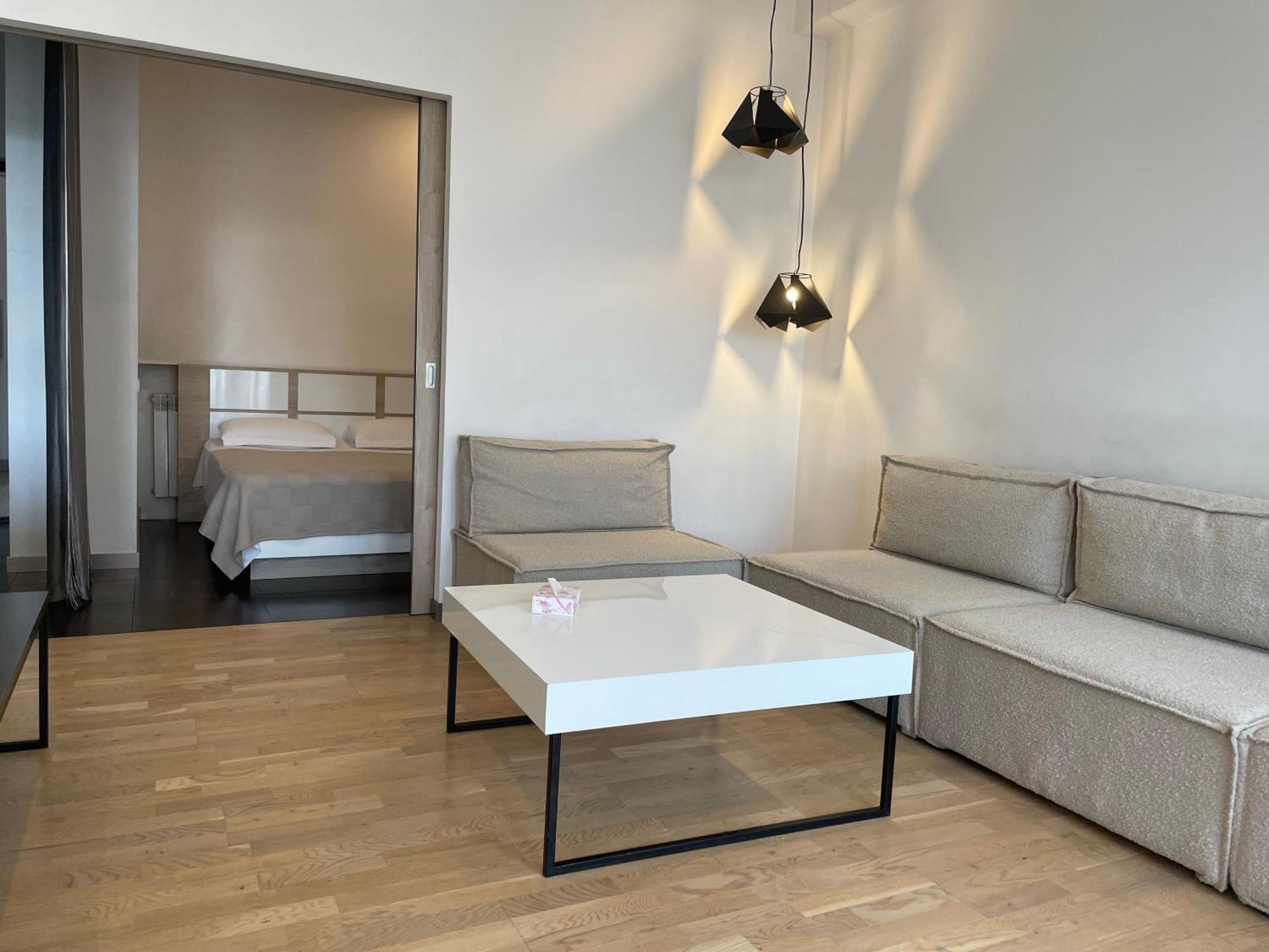 Metro Apartment Yerevan Exterior photo